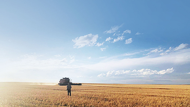 食の安全を守る人々