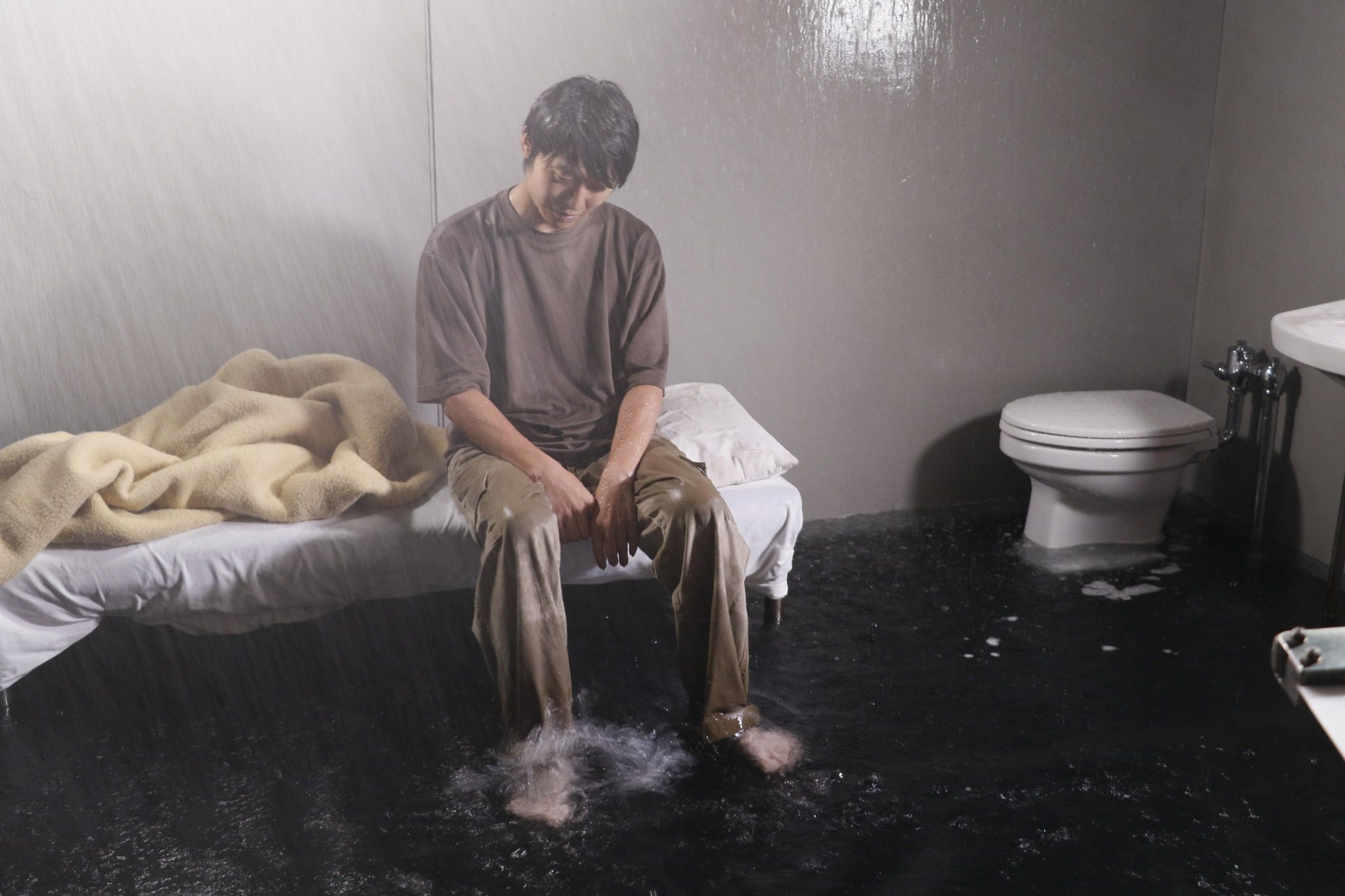 9/27(火)14:00、足立正生監督作品「REVOLUTION + 1」《緊急上映》